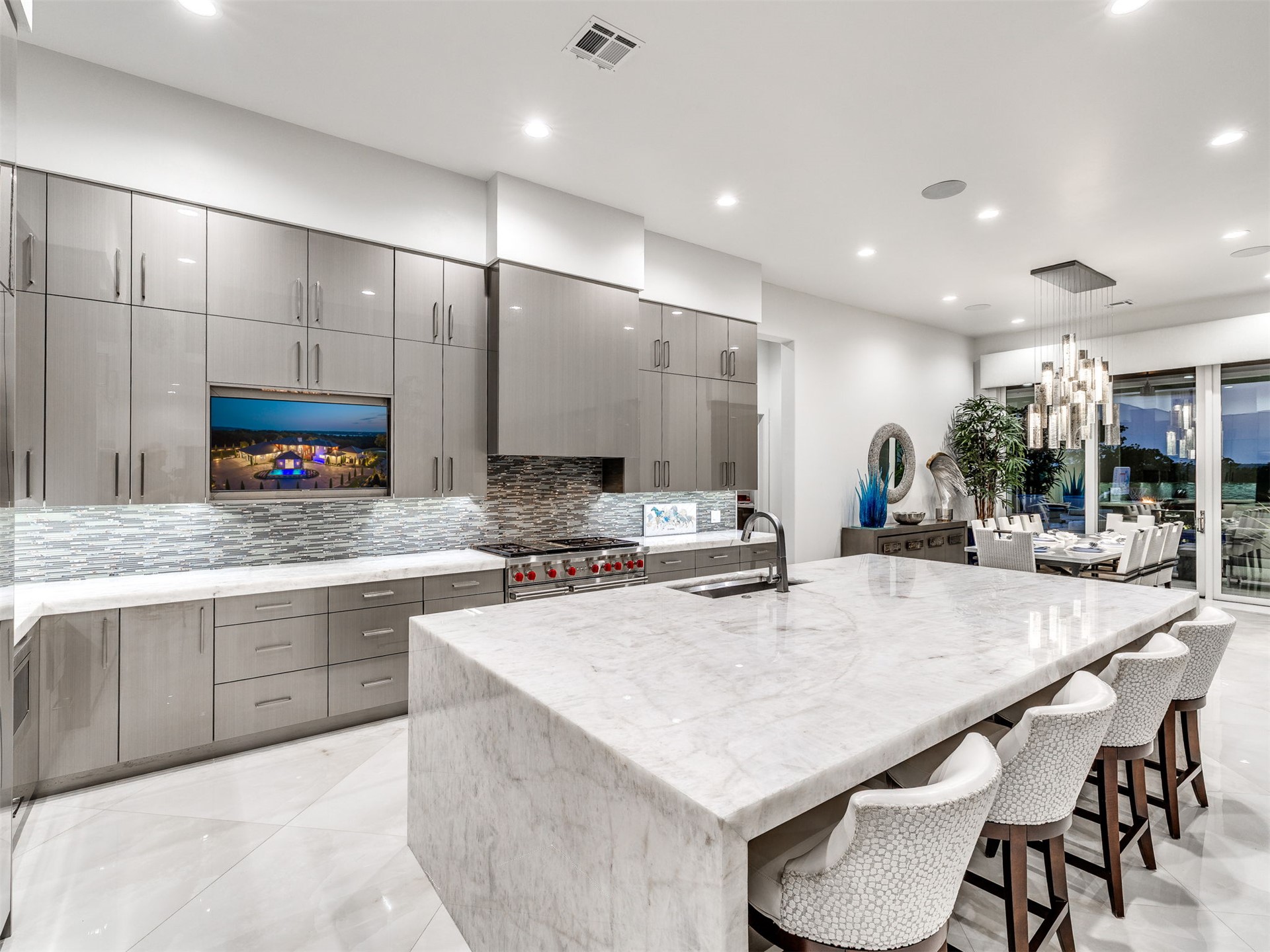 833 Mayfield Road