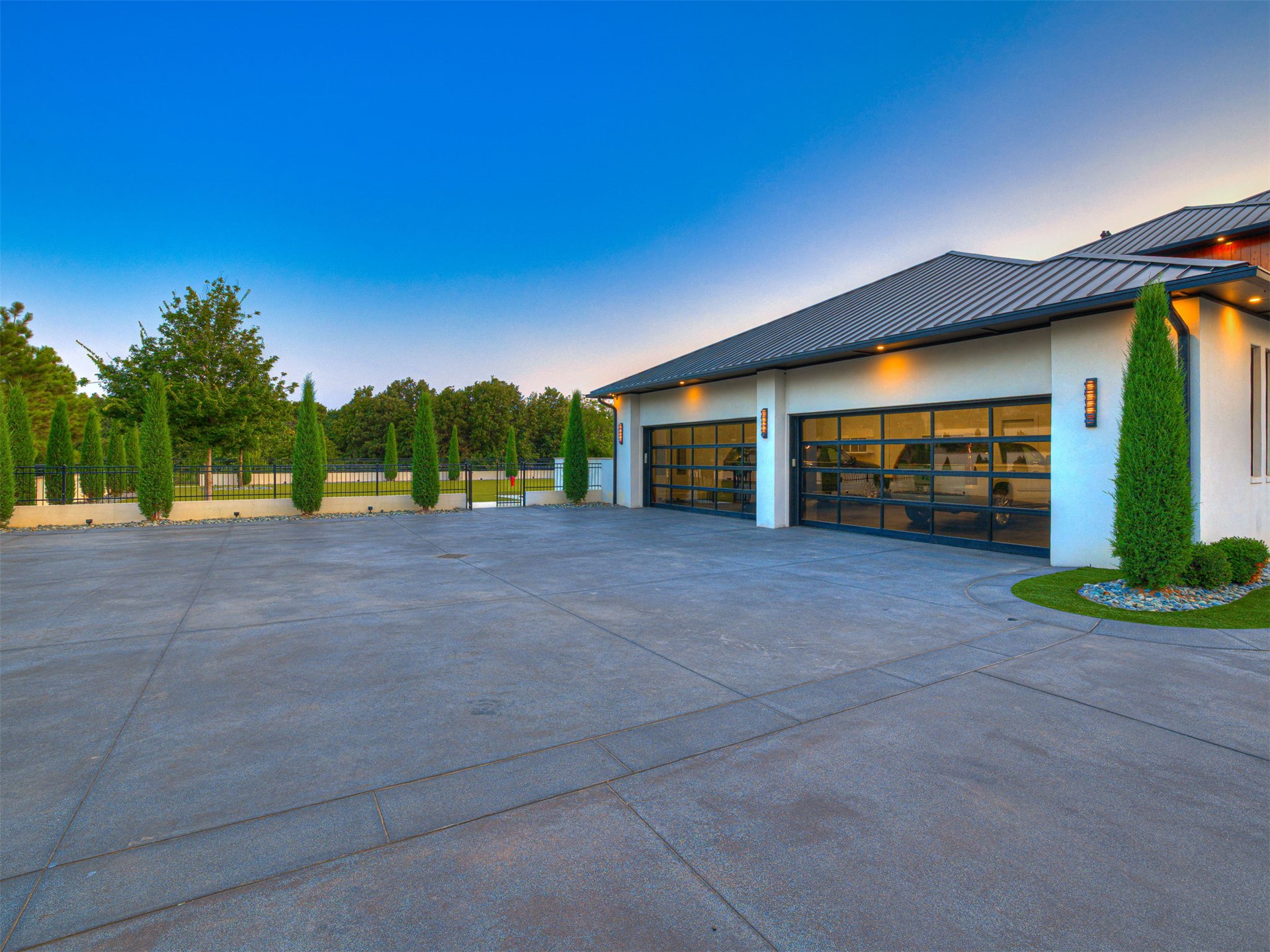 833 Mayfield Road