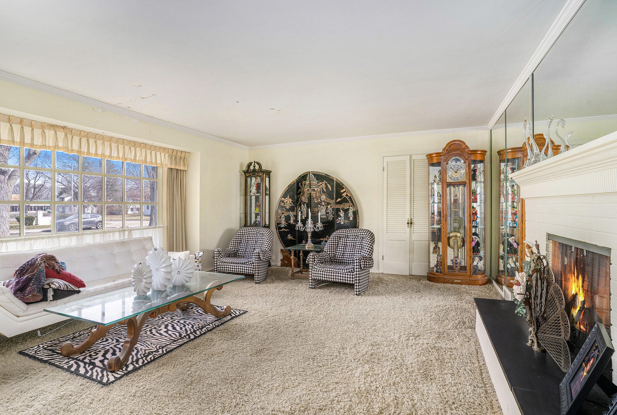 1085 Allen Avenue