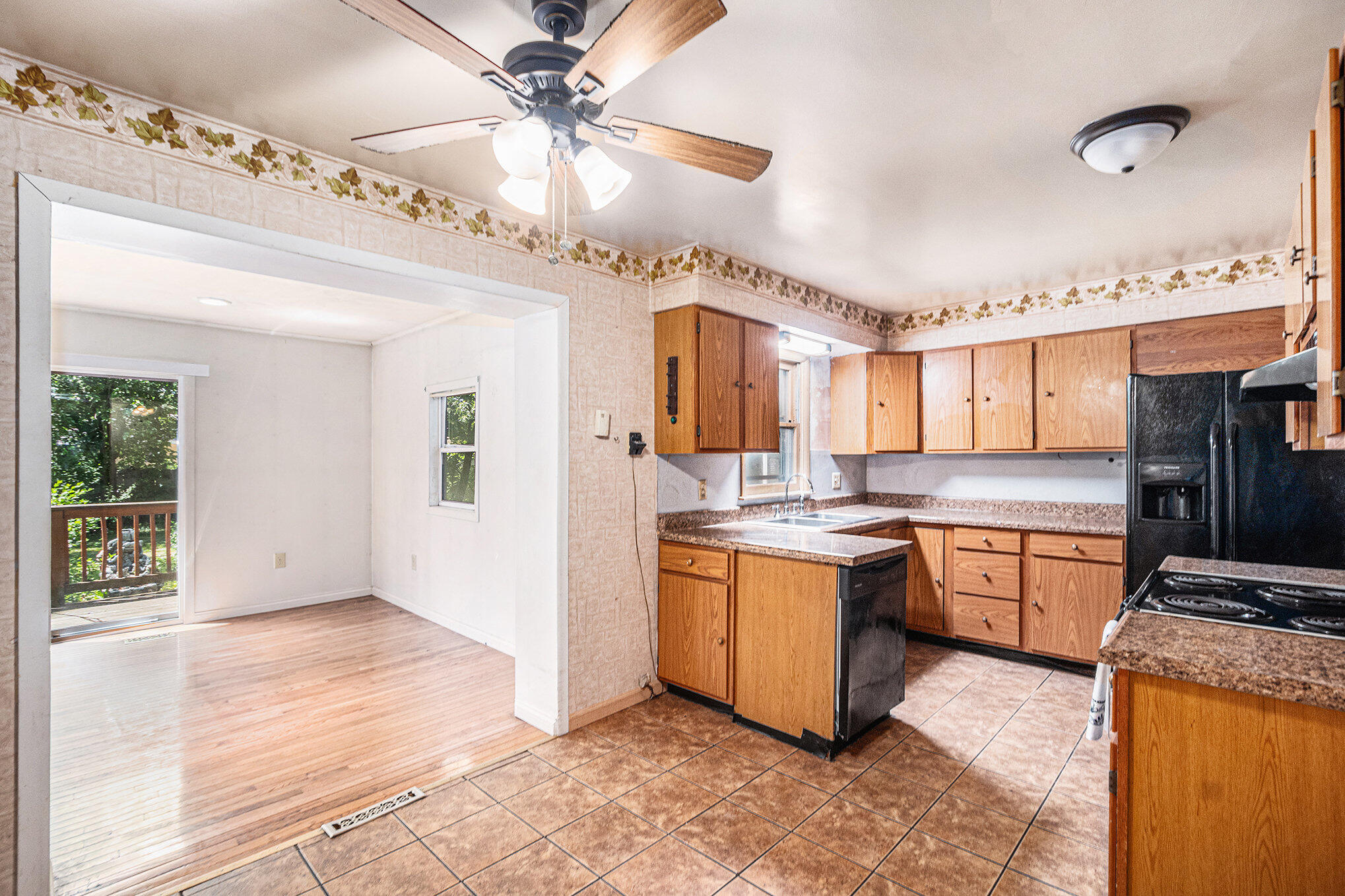 1381 New Street