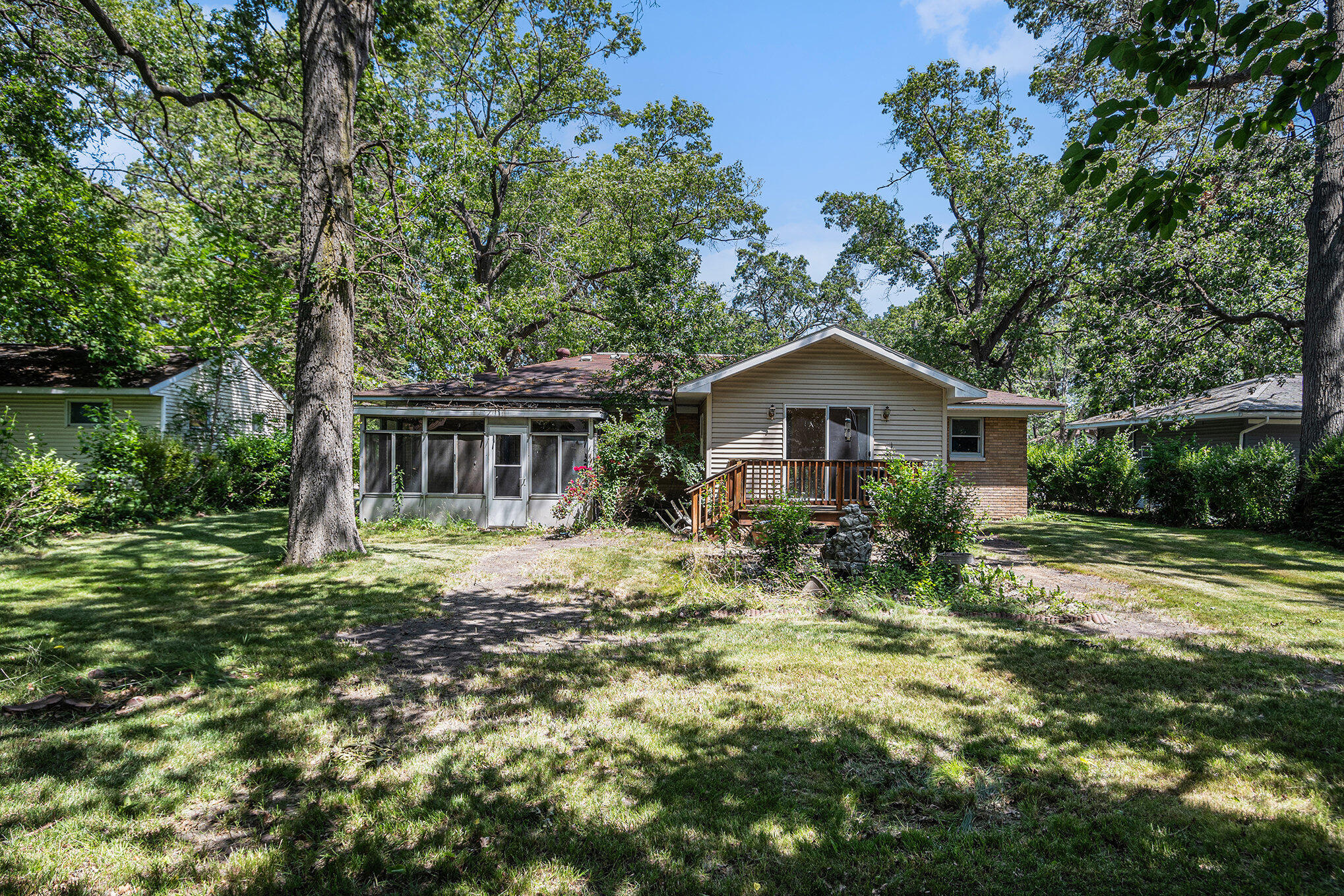 1381 New Street