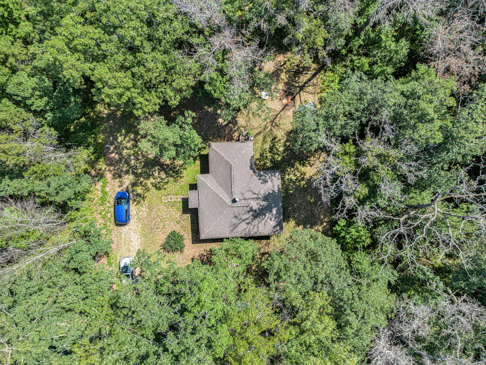 565 E Rockford Road