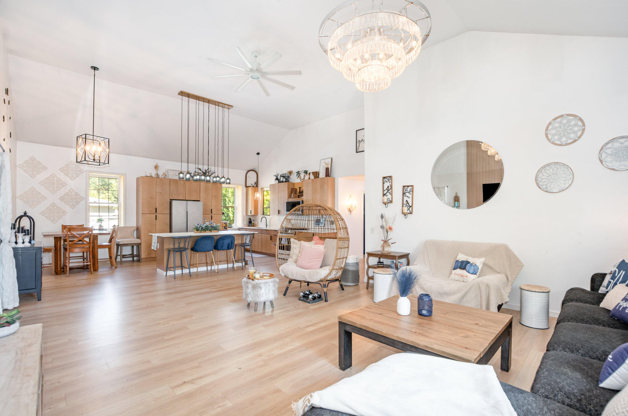 1342 S Parkway Street