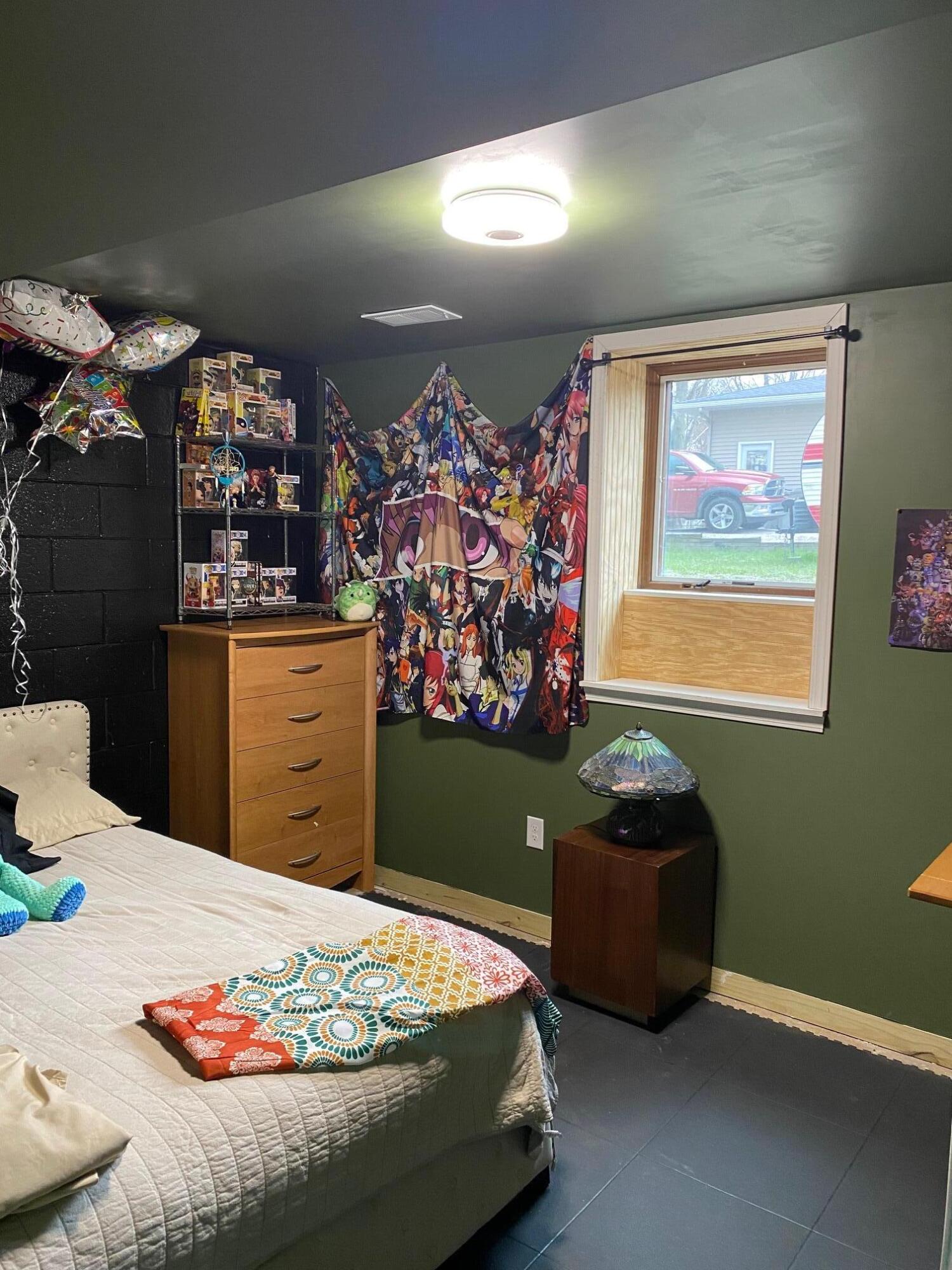 1342 S Parkway Street