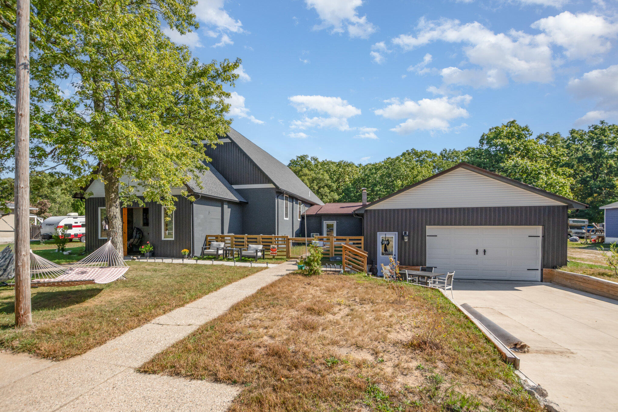 1342 S Parkway Street