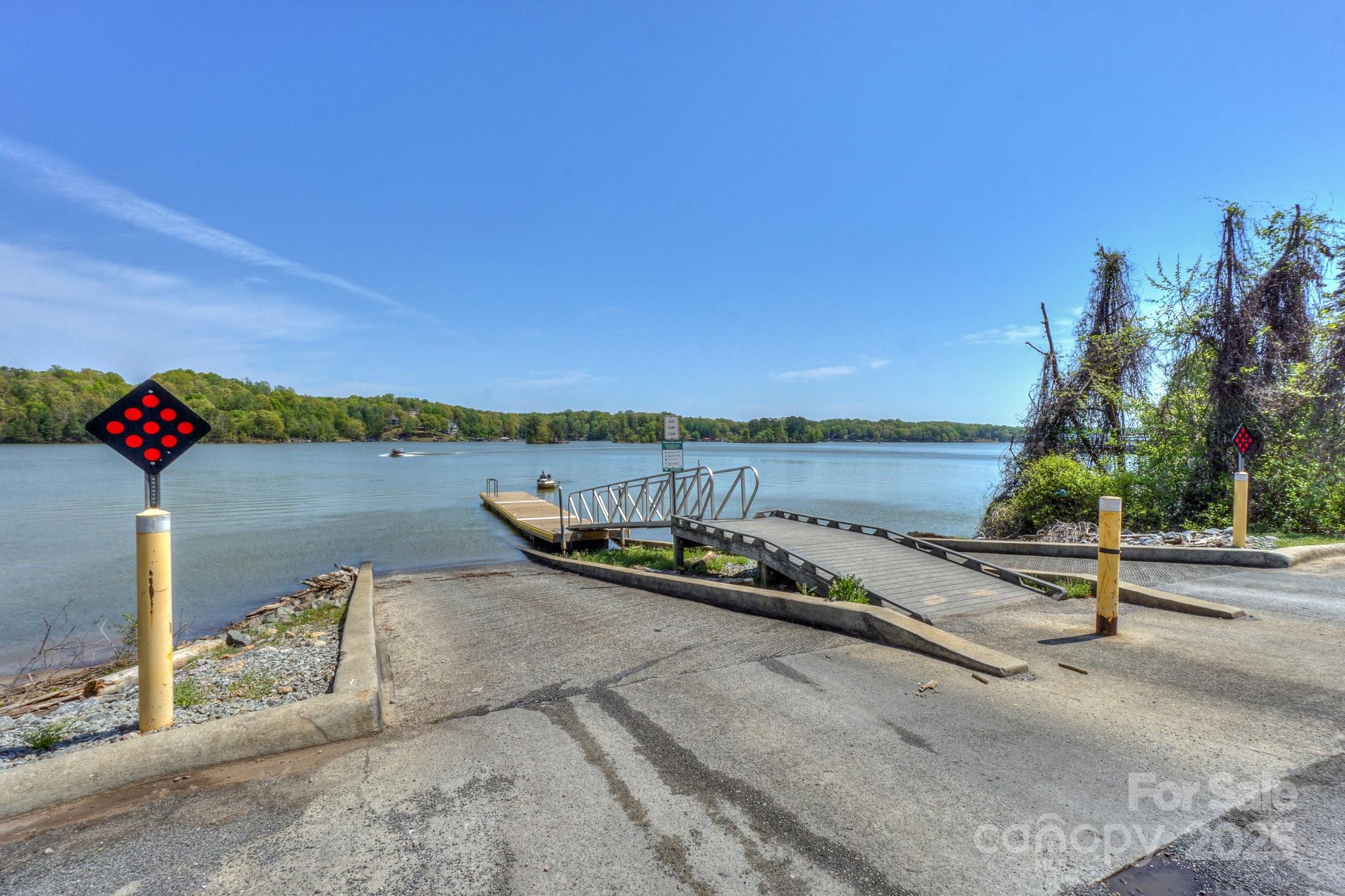 8225 Long Island Road