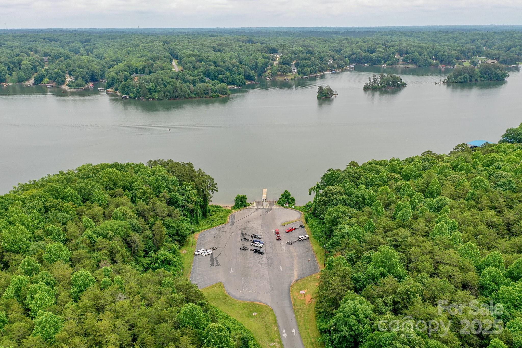 8225 Long Island Road