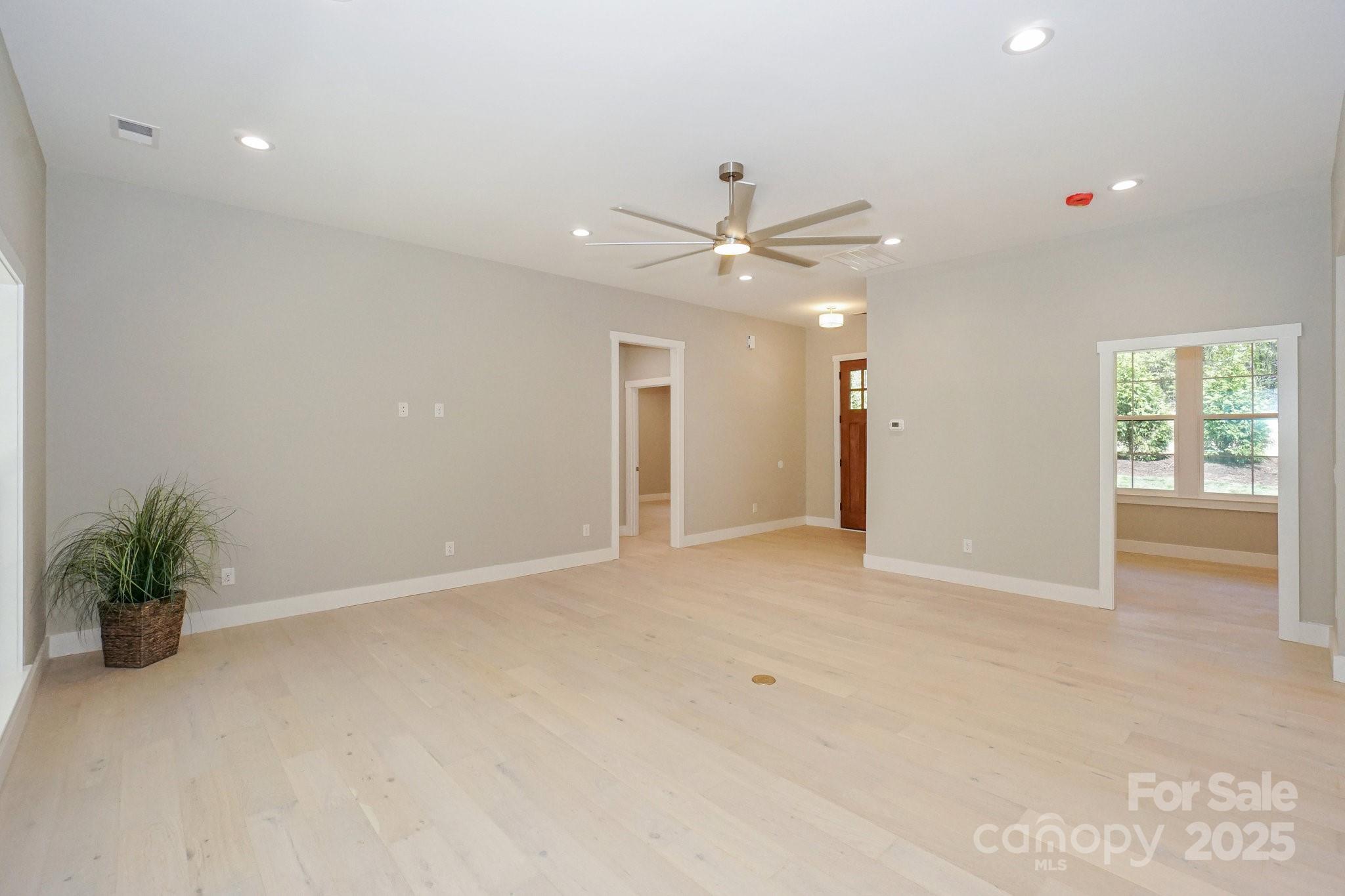 8225 Long Island Road