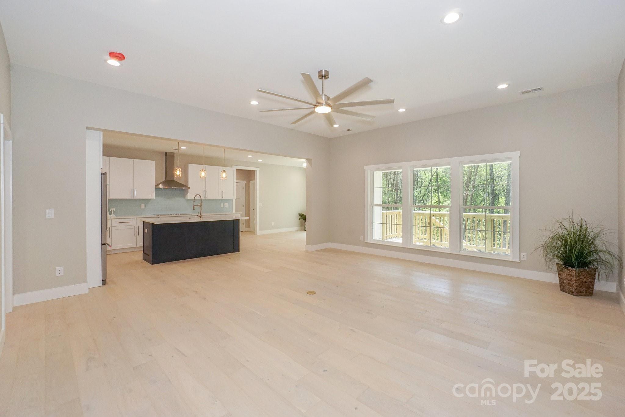 8225 Long Island Road