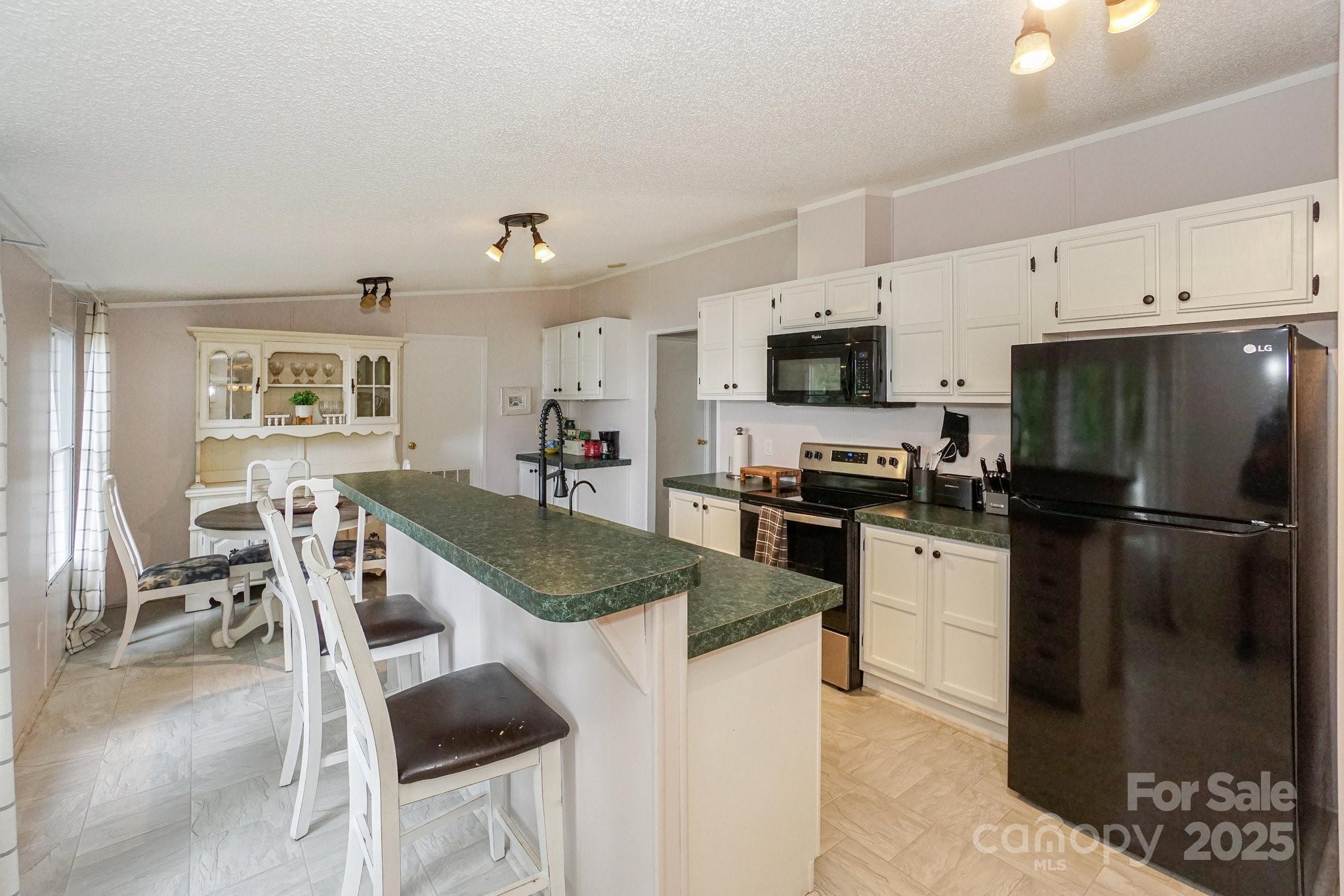 136 Buttercup Drive