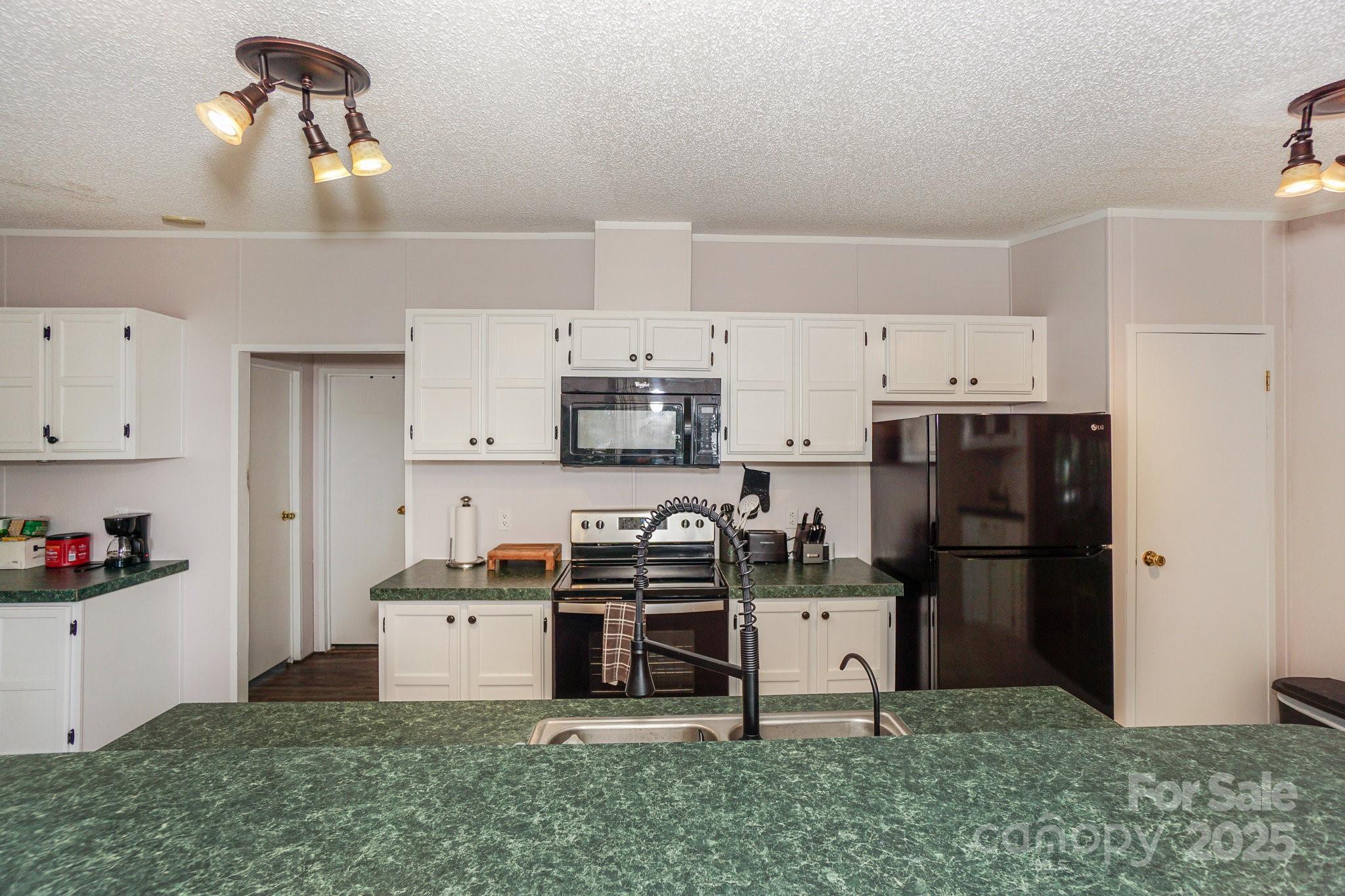 136 Buttercup Drive