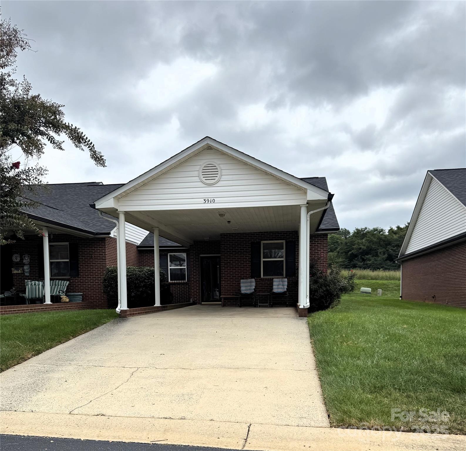 3910 Azalea Trail