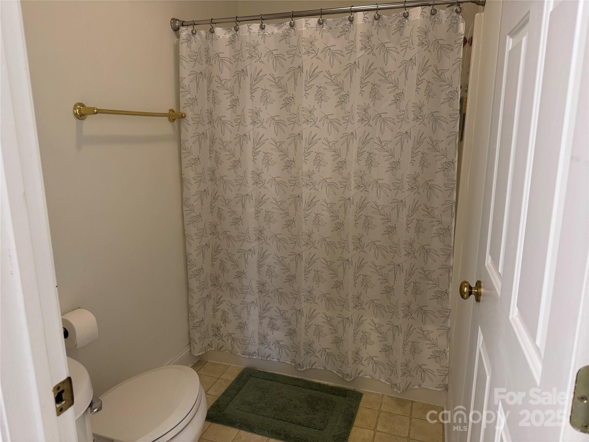 3910 Azalea Trail