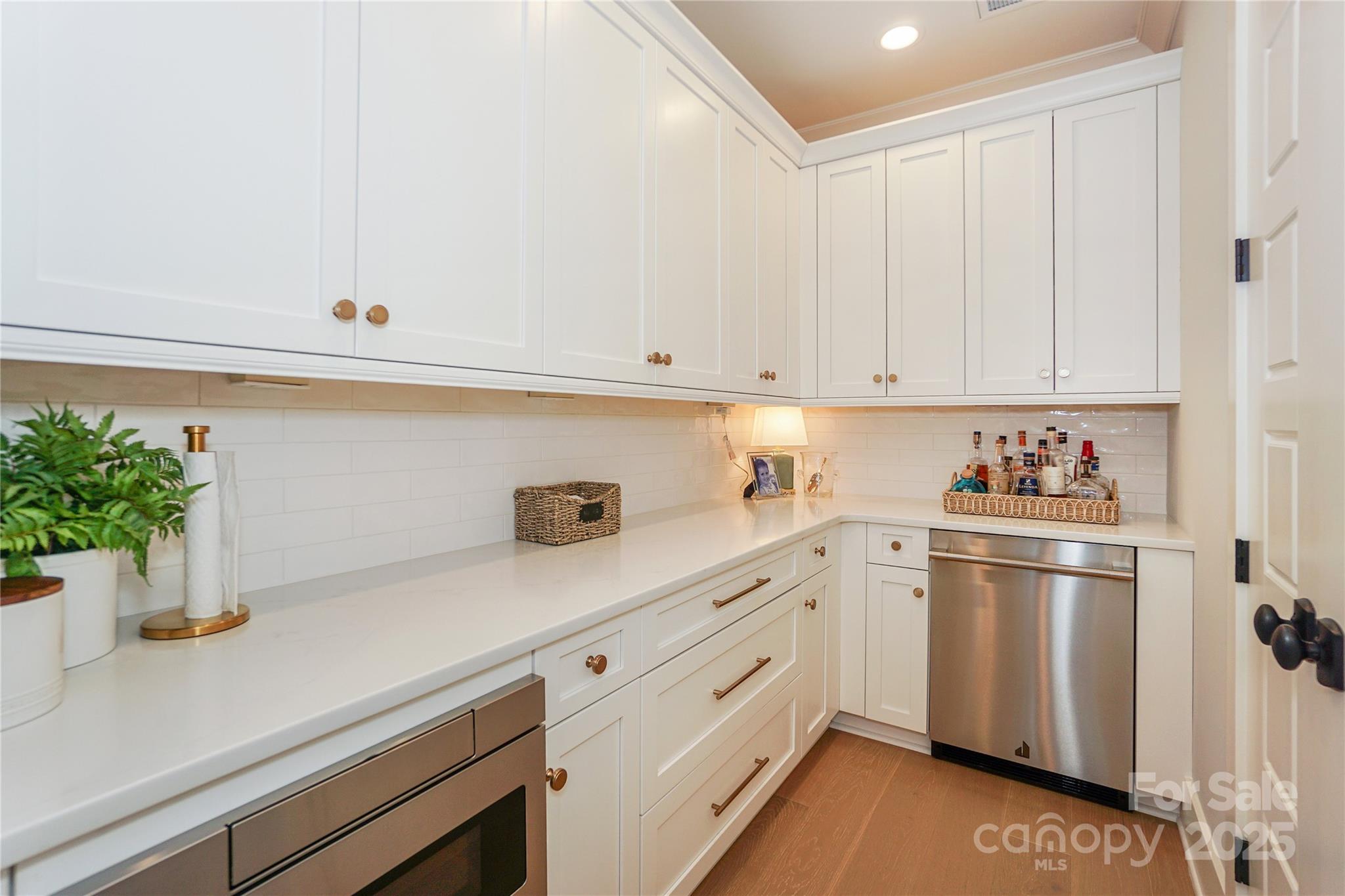 13519 Huntson Park Lane