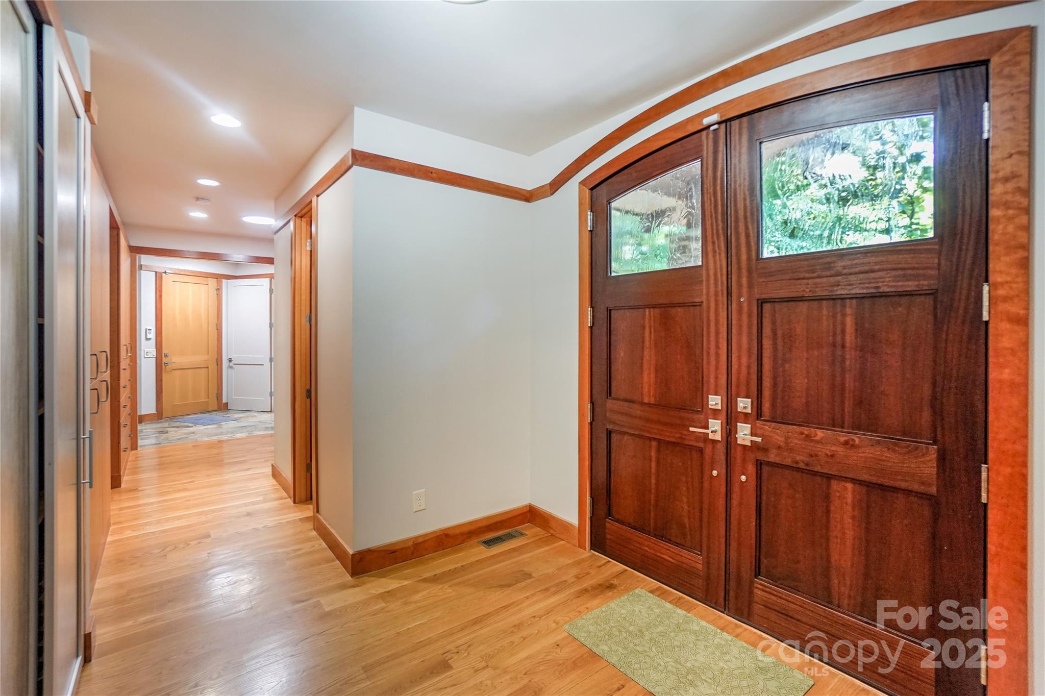 140 Burnell Place