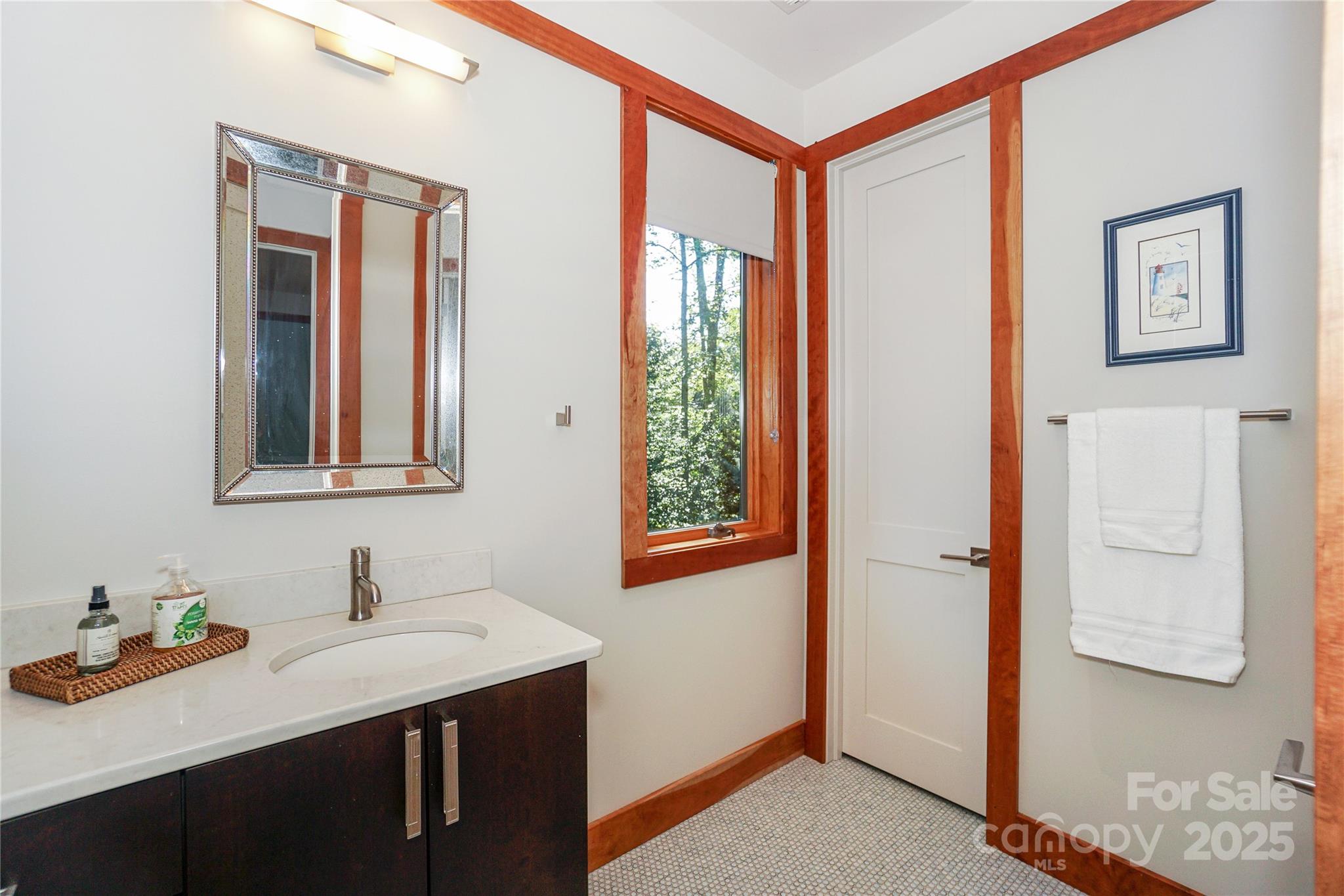 140 Burnell Place