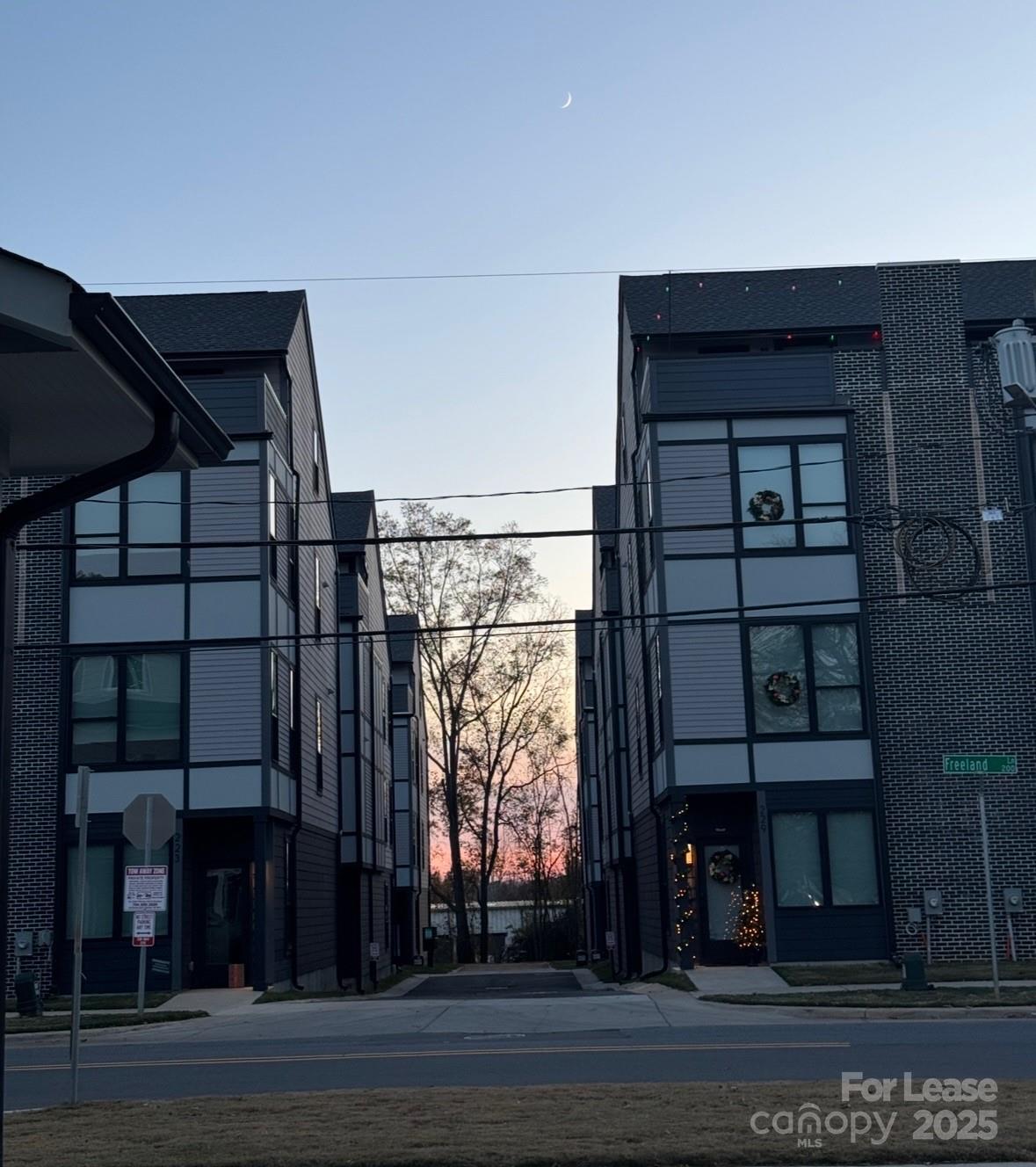 215 Freeland Lane
