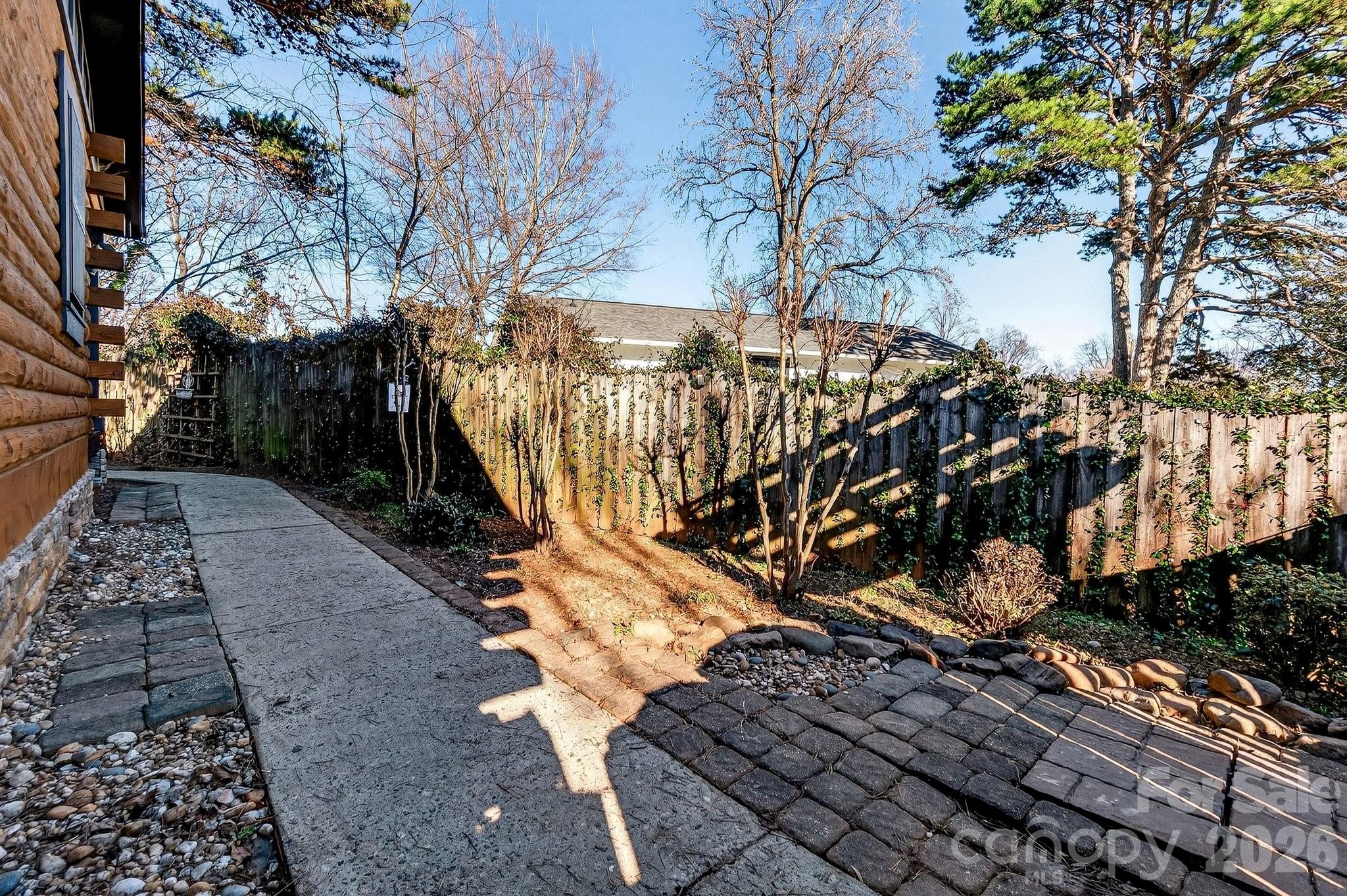 20935 Sierra Vista Drive