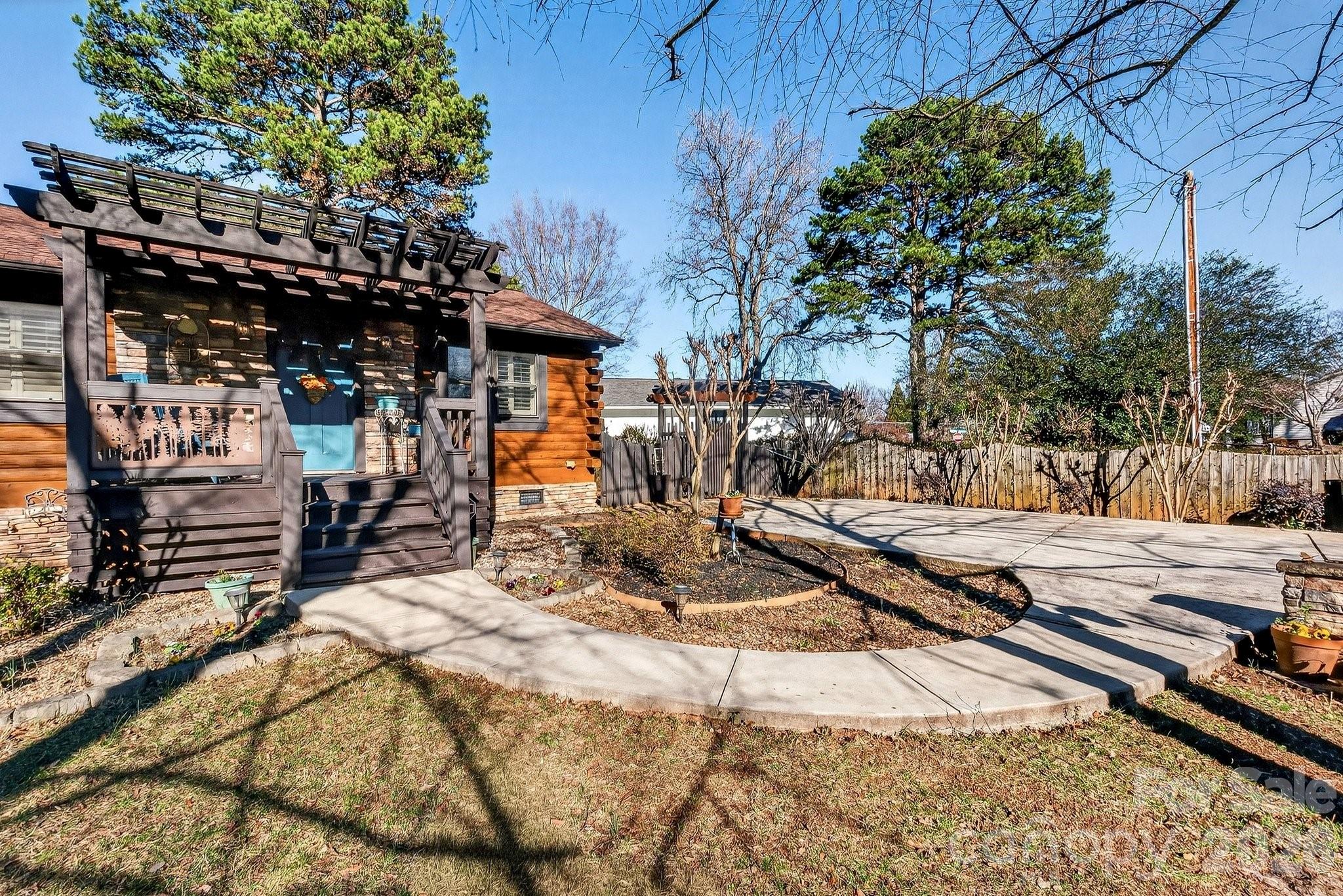 20935 Sierra Vista Drive