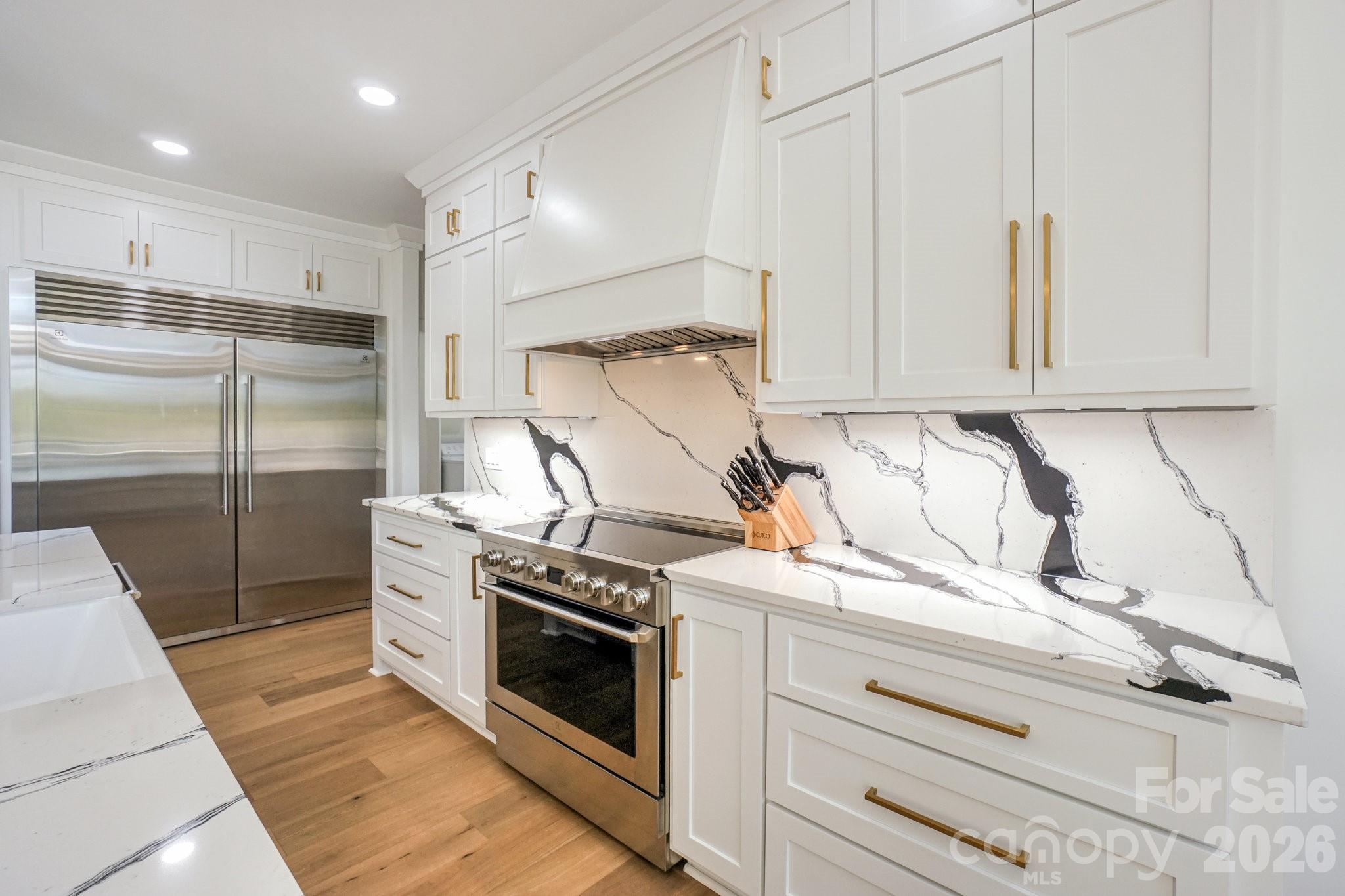 153 High Hills Drive