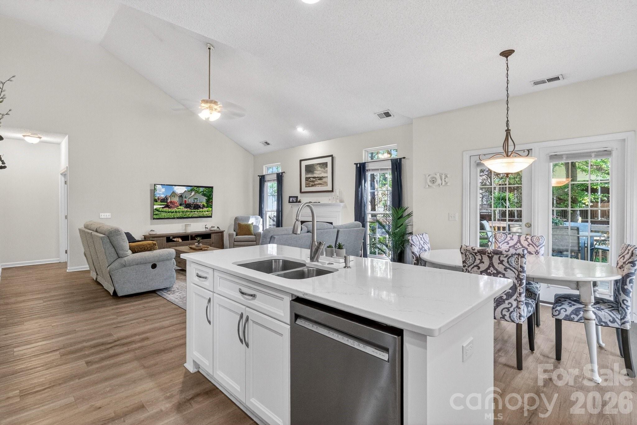 8926 Scottsboro Drive