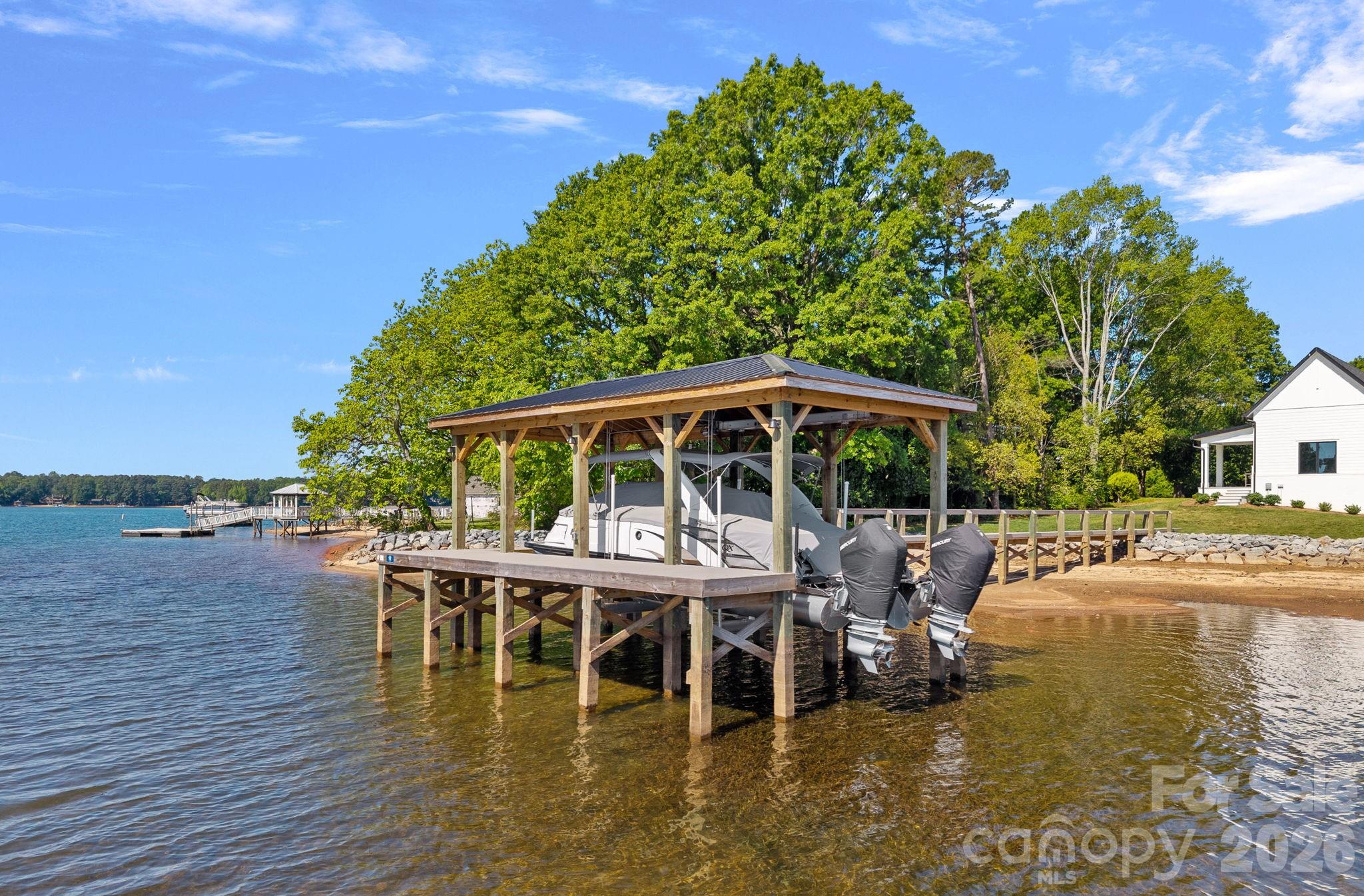 16906 Lake Shore Drive