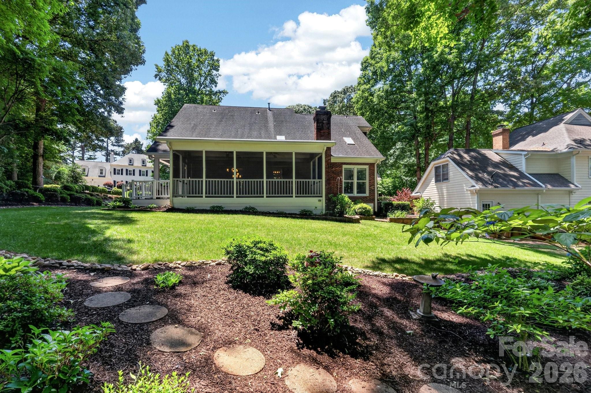 15211 Sharrow Bay Court