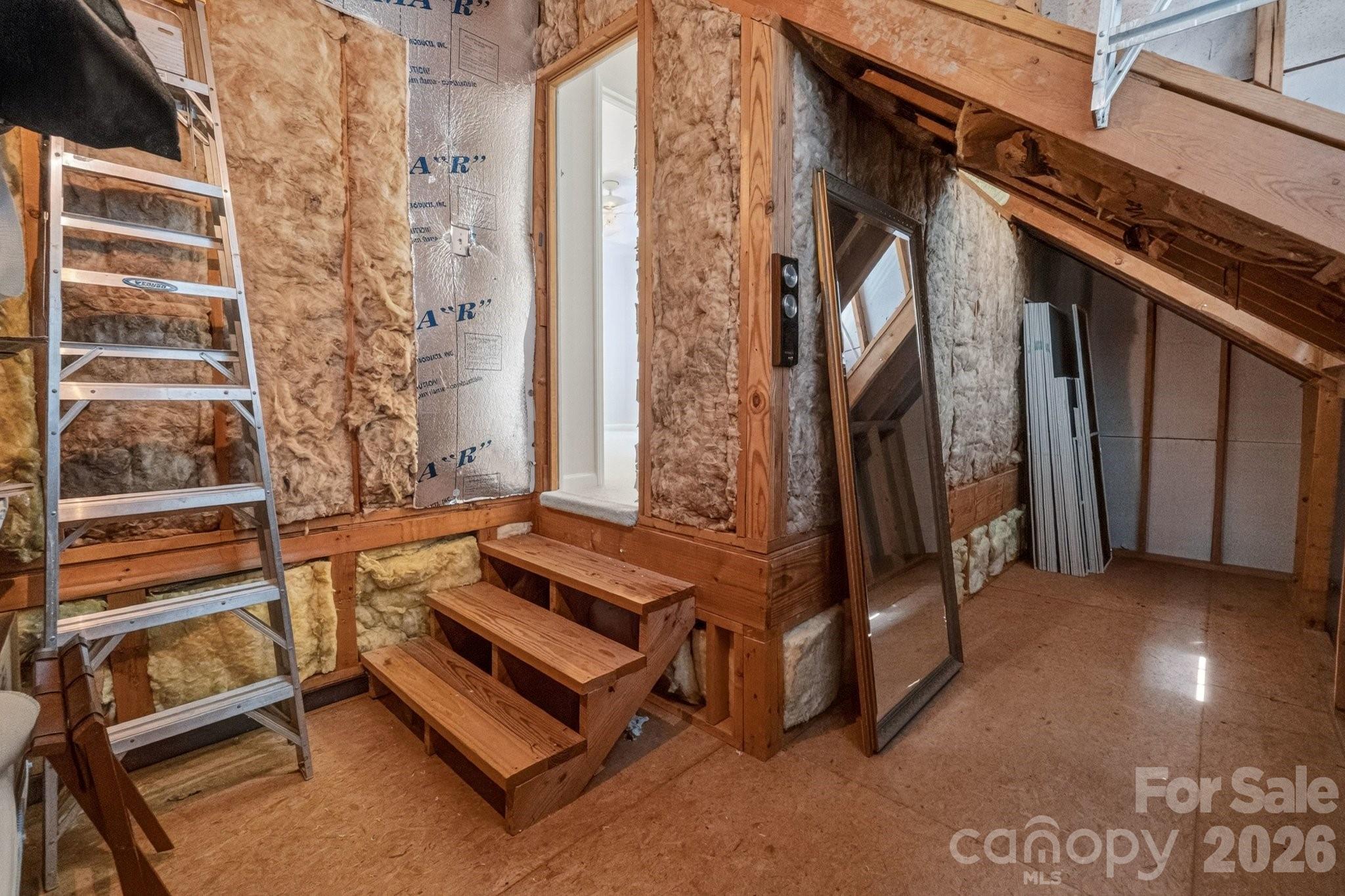 15211 Sharrow Bay Court