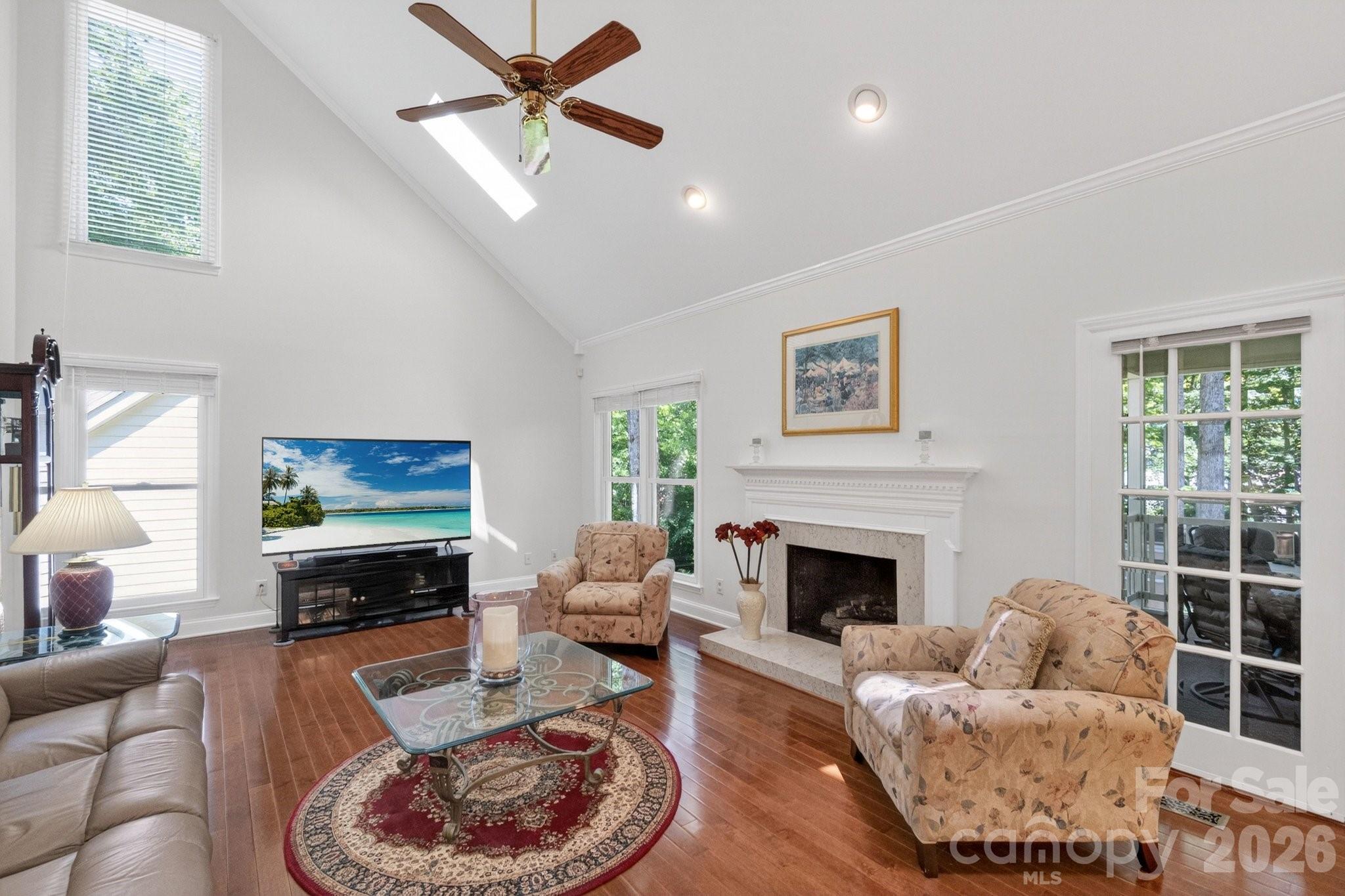 15211 Sharrow Bay Court
