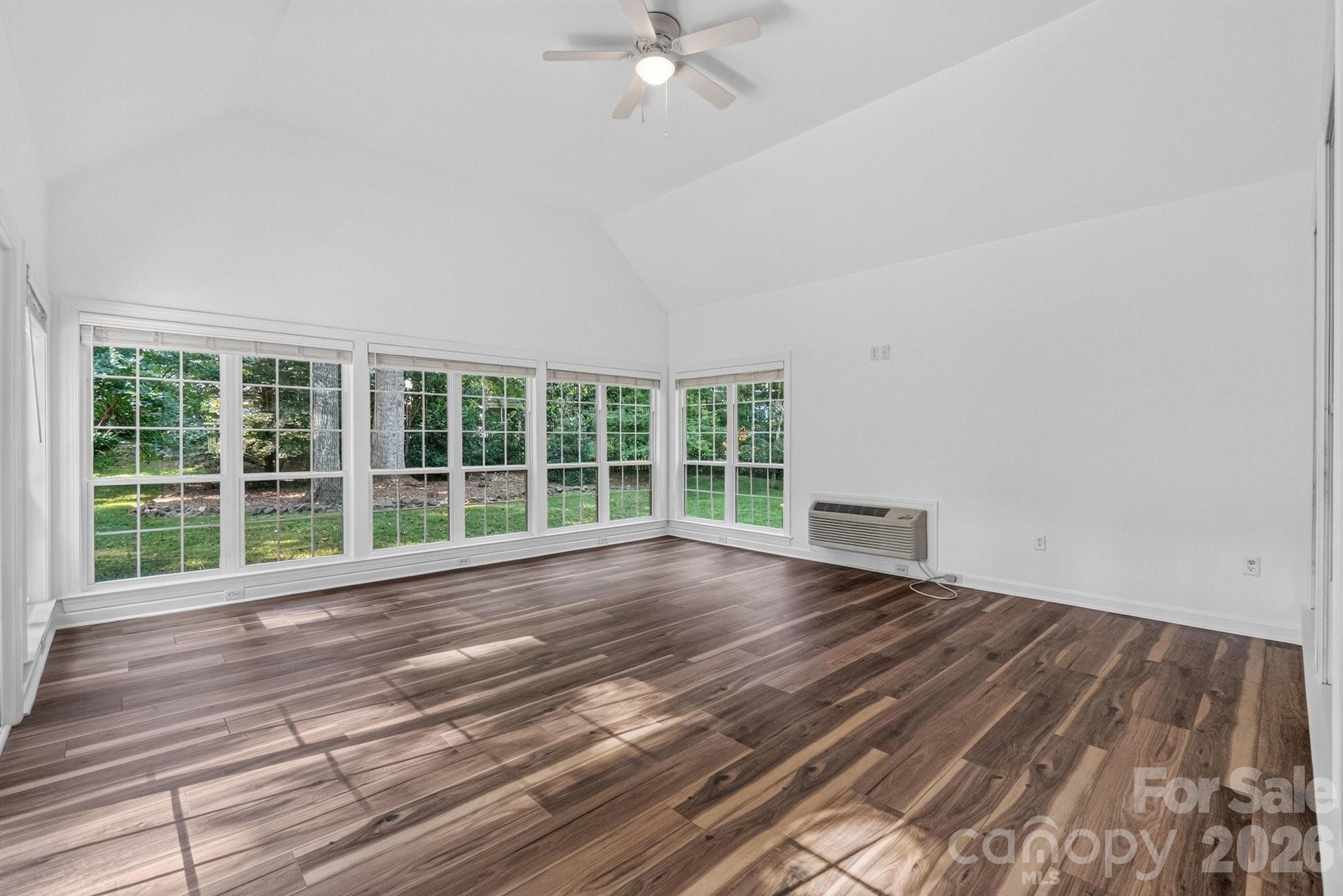 12500 Cedarford Court