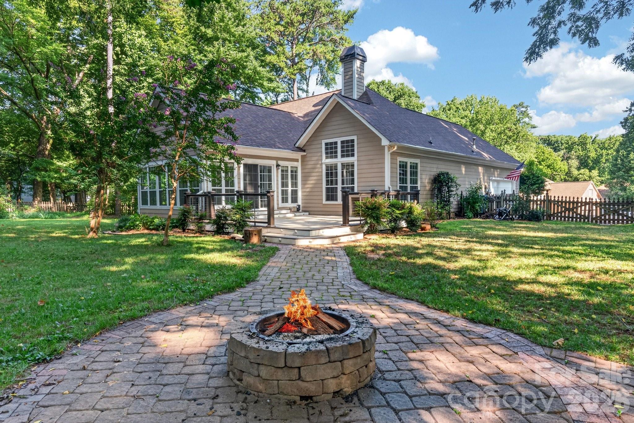 12500 Cedarford Court