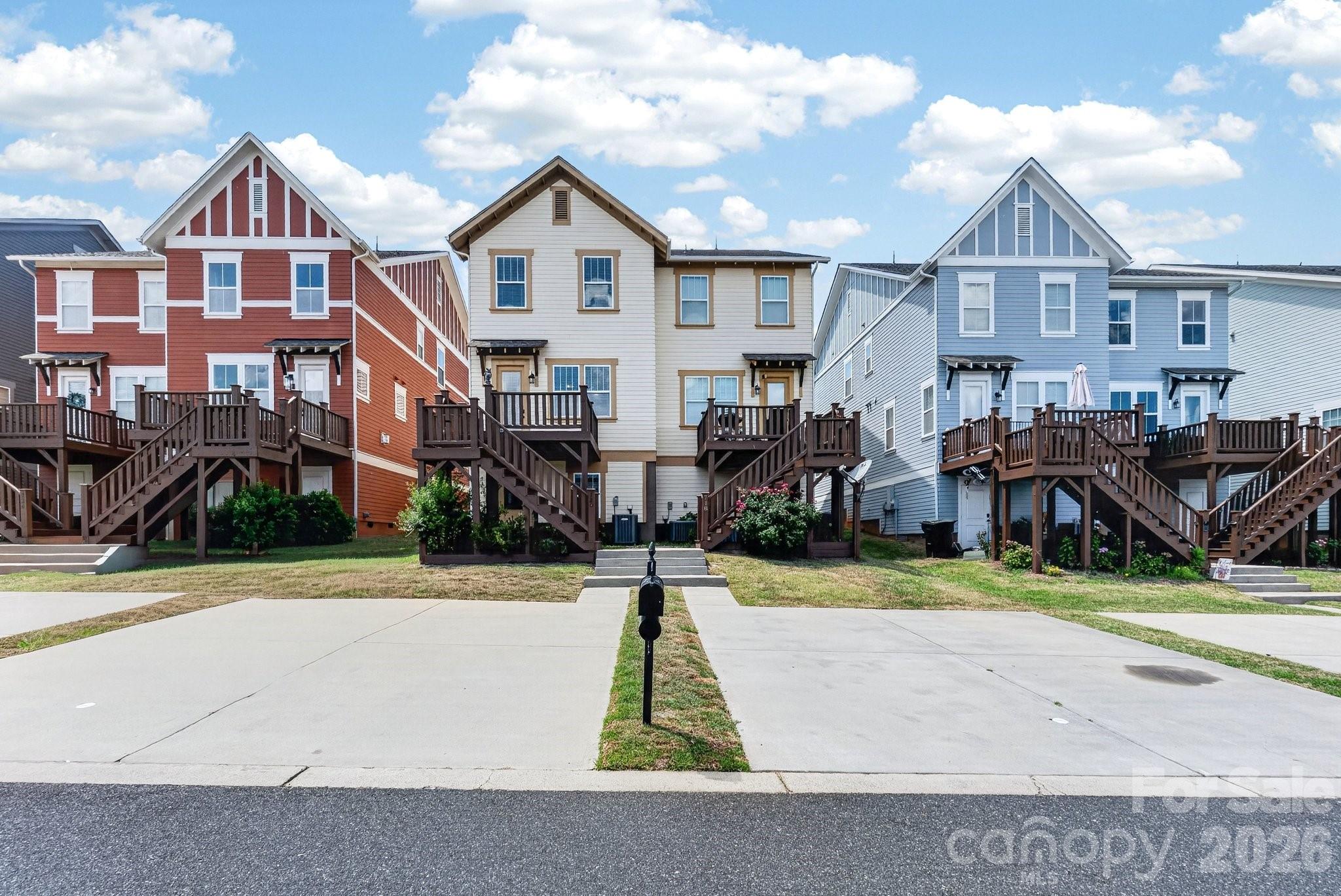 720 Waterscape Court