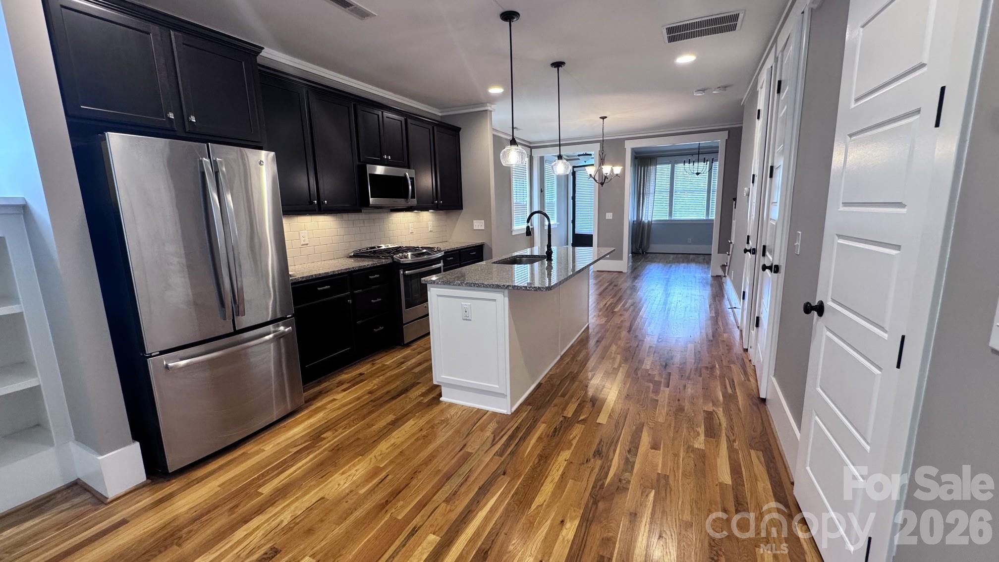 720 Waterscape Court