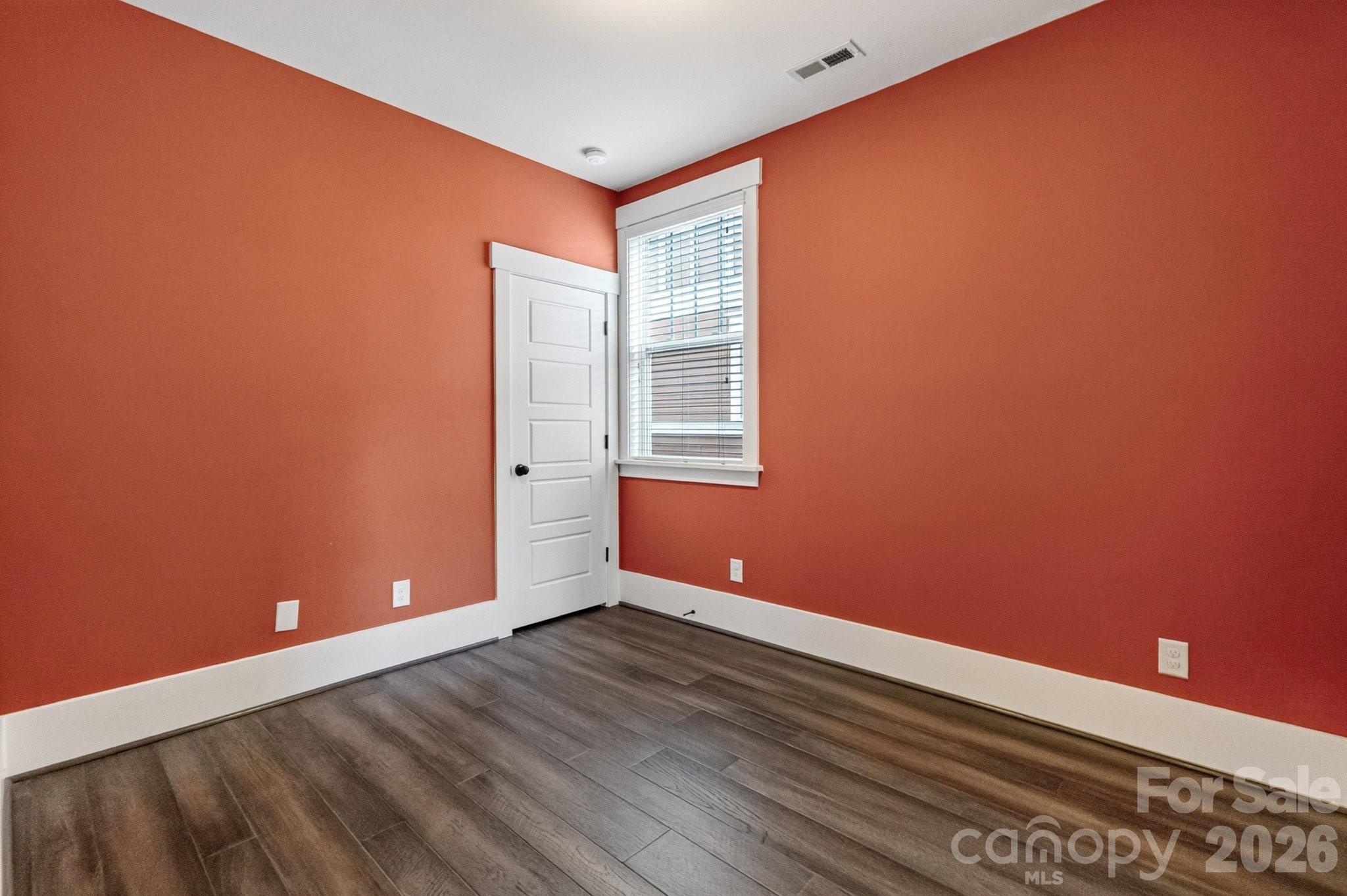 720 Waterscape Court