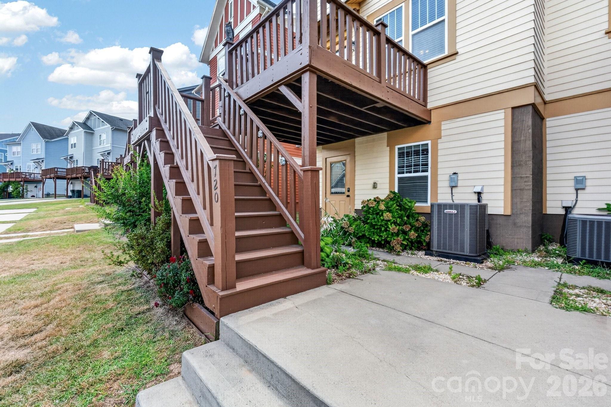 720 Waterscape Court