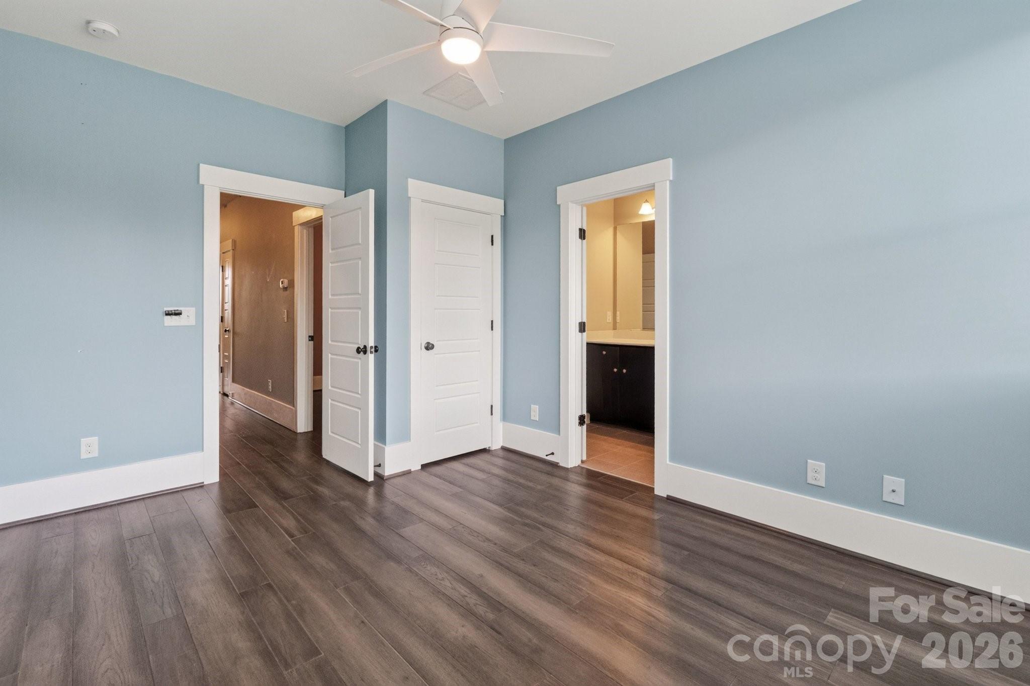 720 Waterscape Court