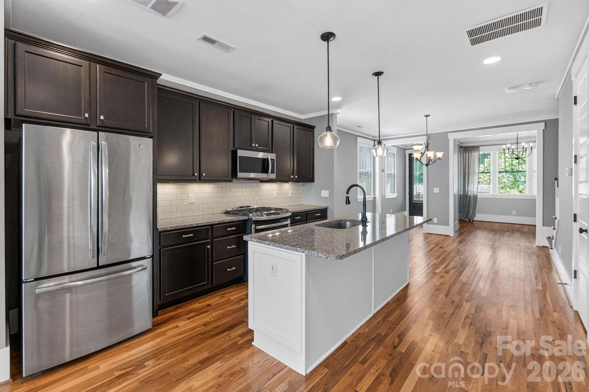 720 Waterscape Court