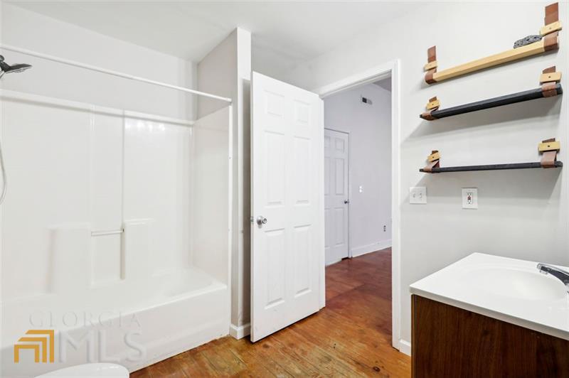 1025 Lawton Avenue SW