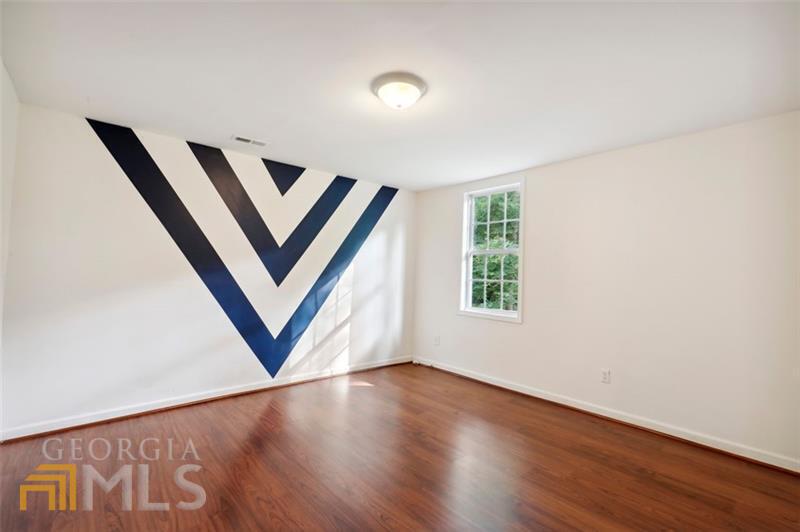 1025 Lawton Avenue SW