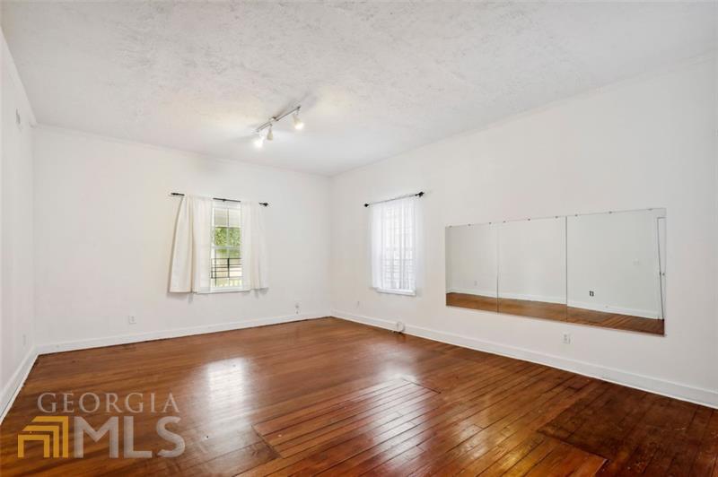 1025 Lawton Avenue SW