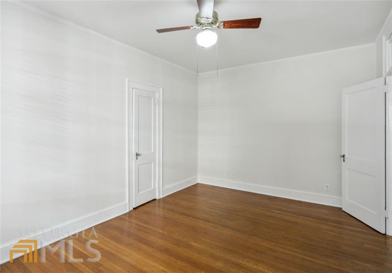 18 Collier Road NW # 4