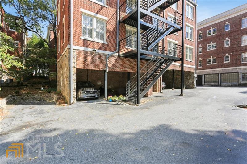 18 Collier Road NW # 4