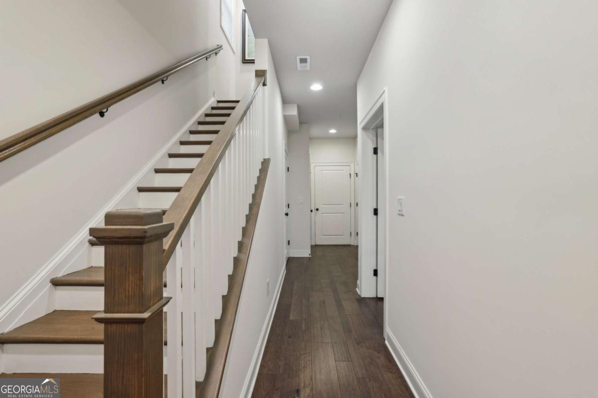 275 Cricket Lane