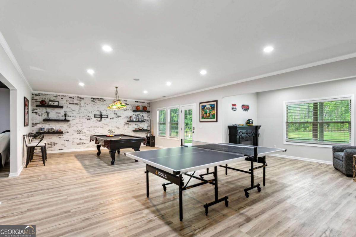 438 Southland Circle