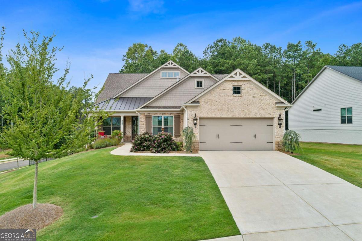 438 Southland Circle