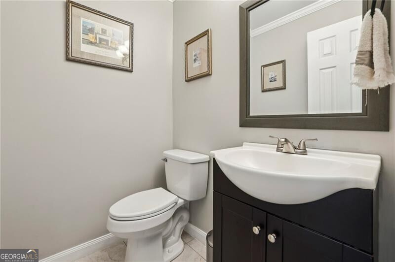 2710 Lakewind Court, Alpharetta