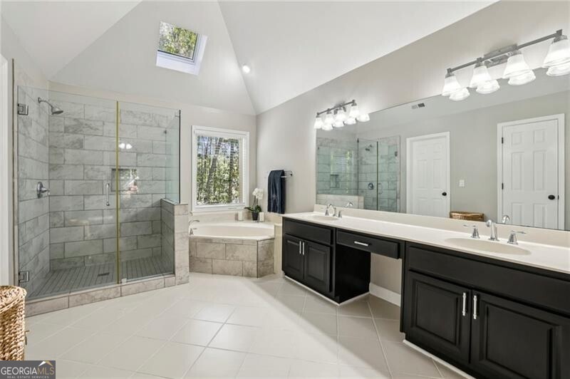 2710 Lakewind Court, Alpharetta