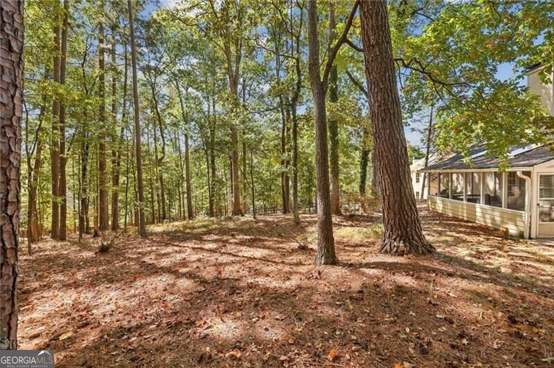 2710 Lakewind Court, Alpharetta