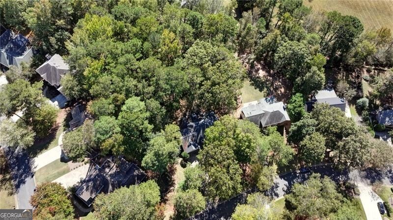 2710 Lakewind Court, Alpharetta