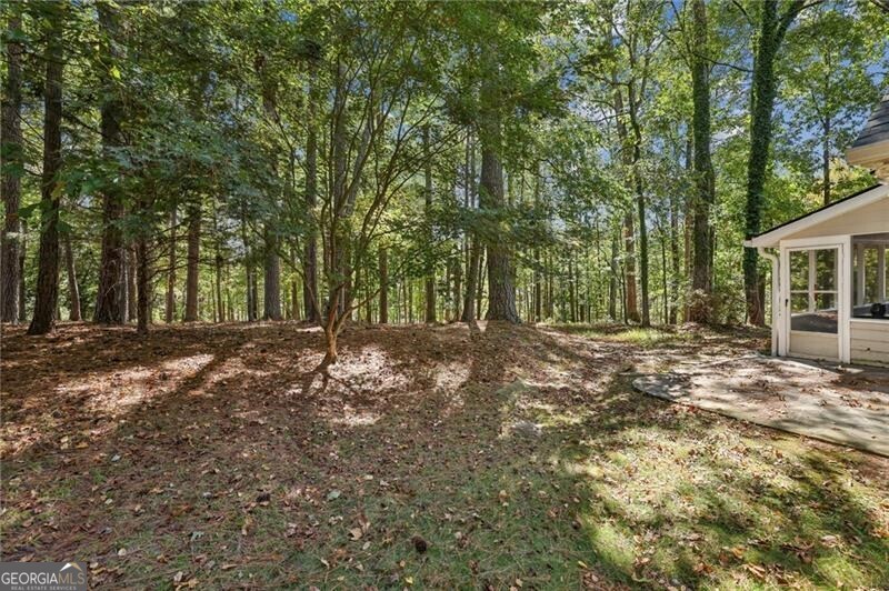 2710 Lakewind Court, Alpharetta